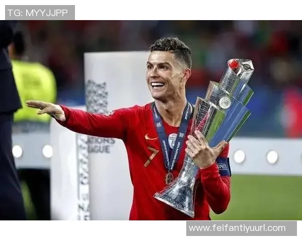 C罗可能面临三周后处罚暴力行为禁赛三场严重犯规禁赛两场 C罗可能面临三周后处罚暴力行为禁赛三场严重犯规禁赛两场